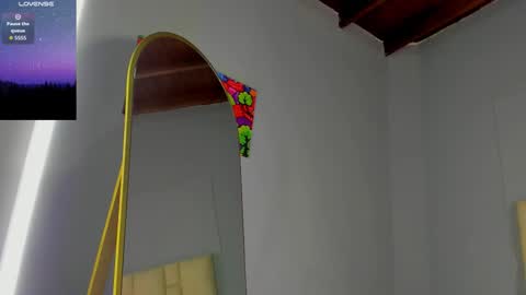 zaphiro__sky online show from February 21, 9:01 am