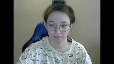 chaturcum online show from February 10, 6:09 am