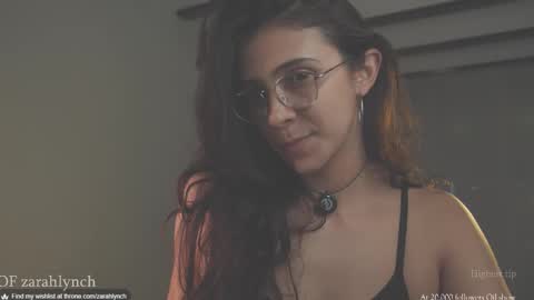 Miss Lynch   Next show  2911 online show from October 29, 11:49 pm