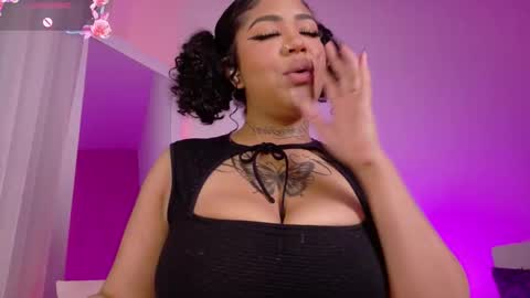 zaya_1 online show from February 3, 2:10 pm