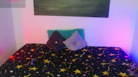 Karolyne online show from August 1, 10:00 pm