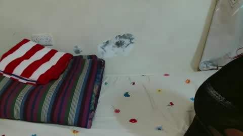 zuu online show from February 15, 1:21 pm