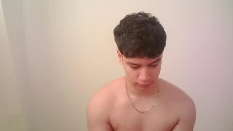 zeus_183 online show from April 8, 2:31 pm