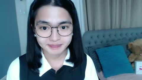 im your lovely zhaviabigcock here online show from January 8, 11:49 am