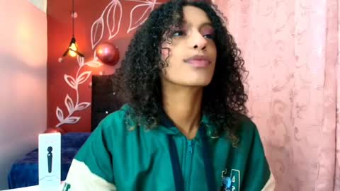 Zia Green online show from February 1, 12:04 pm