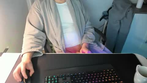 ziemlichflutschig online show from February 4, 4:37 am