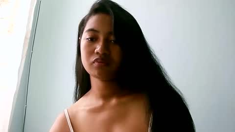 elly online show from April 7, 5:09 am