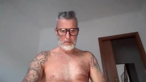 Snapshot of zkopa69 chatting on October 26, 3:55 pm zkopa69 online show from October 26, 3:55 pm
