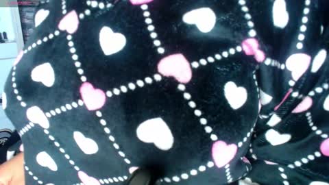 Snapshot of zoe_bronw chatting on October 9, 9:59 am Zoe Bronw online show from October 9, 9:59 am