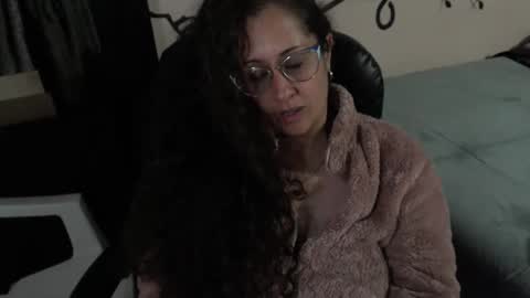 Zoe Koller online show from April 22, 2:52 am