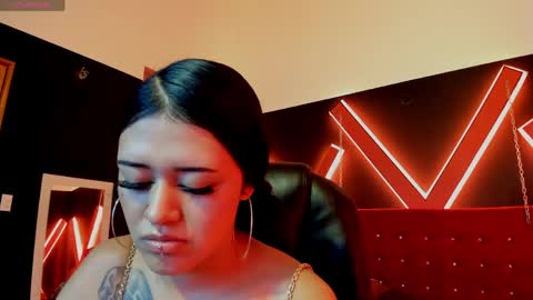 zoe  online show from June 10, 4:23 am
