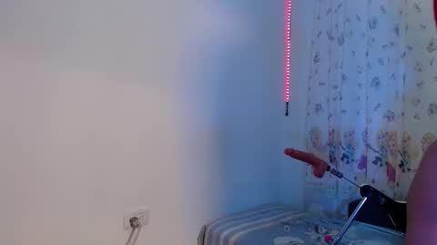 Catalina online show from February 6, 11:24 am