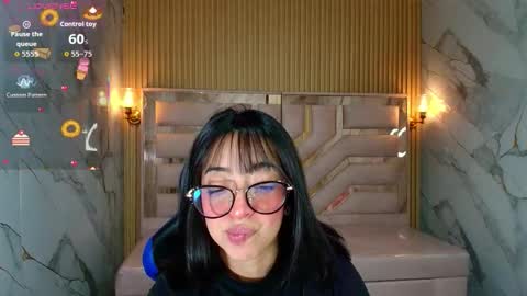 Zoe  online show from January 15, 3:15 am