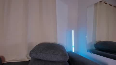 Zoe online show from March 9, 10:52 pm