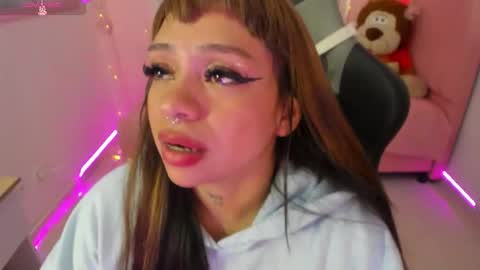 zoe_sullivan_ online show from September 18, 2:54 pm