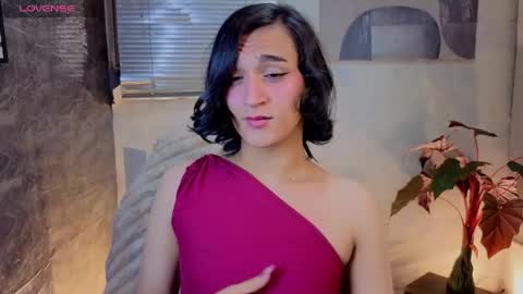 ZOE online show from May 3, 5:24 am