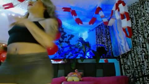 zoemi online show from February 27, 5:18 am