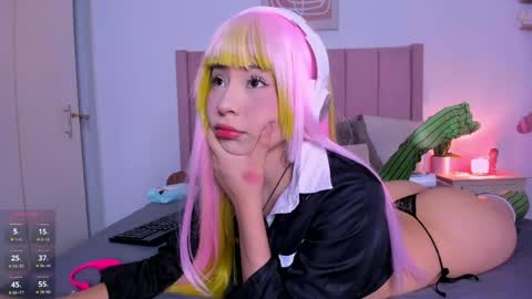 CuteZoe online show from March 6, 7:51 am