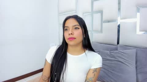 ZoeSwam online show from March 9, 7:26 pm