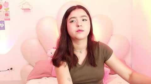 Snapshot of zoewillian chatting on September 24, 3:02 am zoewillian online show from September 24, 3:02 am
