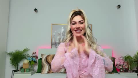 Zoey online show from March 8, 11:25 am