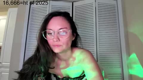 Zoie online show from November 8, 8:34 pm