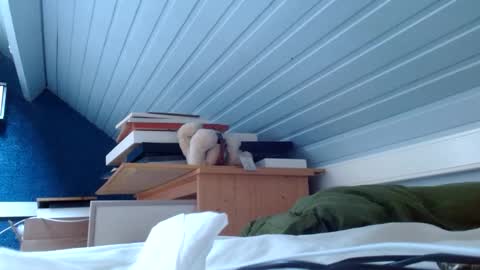 Snapshot of zolexthomas chatting on January 27, 3:39 pm zolexthomas online show from January 27, 3:39 pm