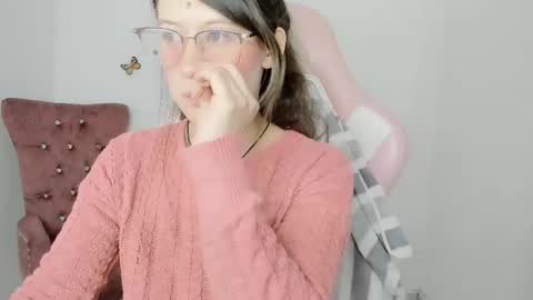 Alicie online show from December 20, 11:50 am