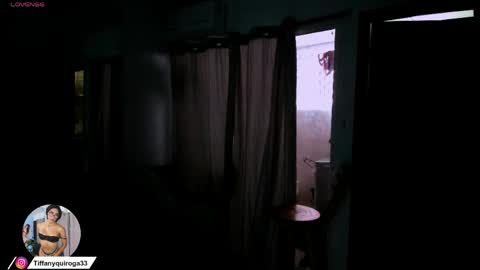 zou_quira online show from May 10, 9:21 pm