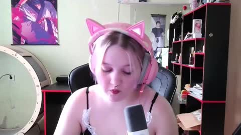 zoya173454 online show from April 25, 6:59 am