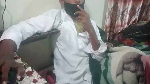 Snapshot of zoyakhan803 chatting on February 23, 2:51 am zoyakhan803 online show from February 23, 2:51 am