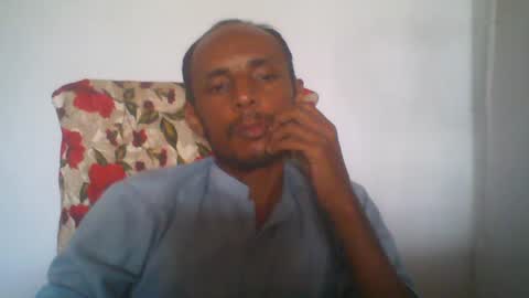 zoyakhan803 online show from May 26, 8:09 am