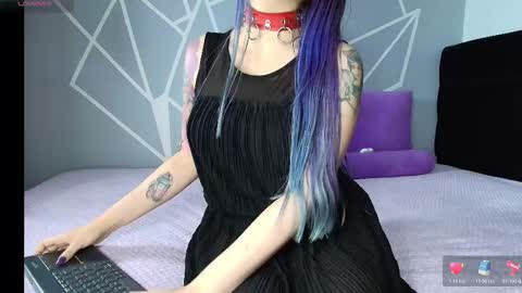 zpzphot online show from March 9, 8:24 pm