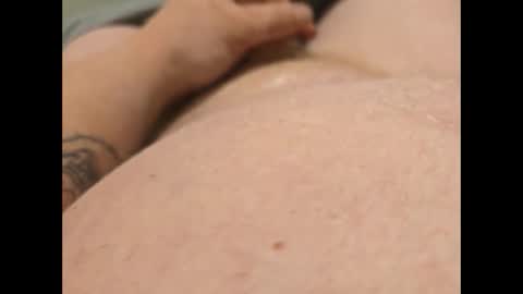 zthomas1997 online show from February 7, 8:50 am