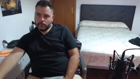 Snapshot of zuheyla26 chatting on October 29, 9:00 am Zuheyla online show from October 29, 9:00 am