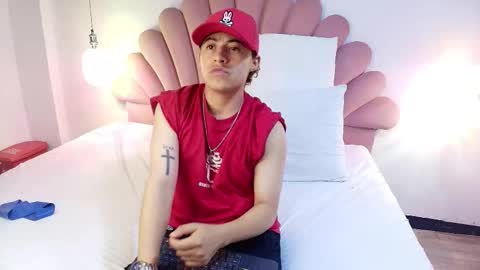 Zukulan online show from November 10, 4:59 am