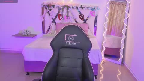 ZURY   online show from October 16, 11:32 am