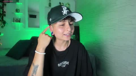 Zury Ramirez online show from October 11, 9:40 pm