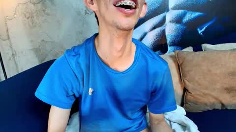 Zyro Nigth online show from December 3, 11:48 pm